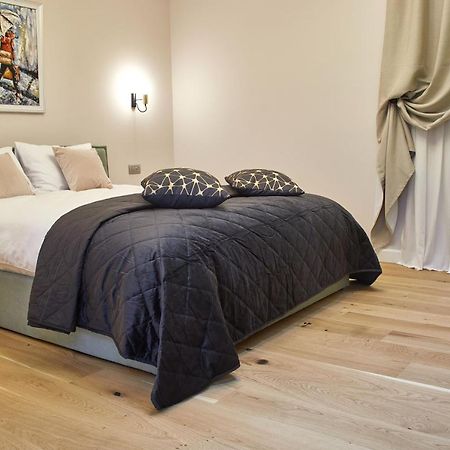 Apartament Travel La Casa Piano House,Cu Parcare Alba Iulia Exterior foto